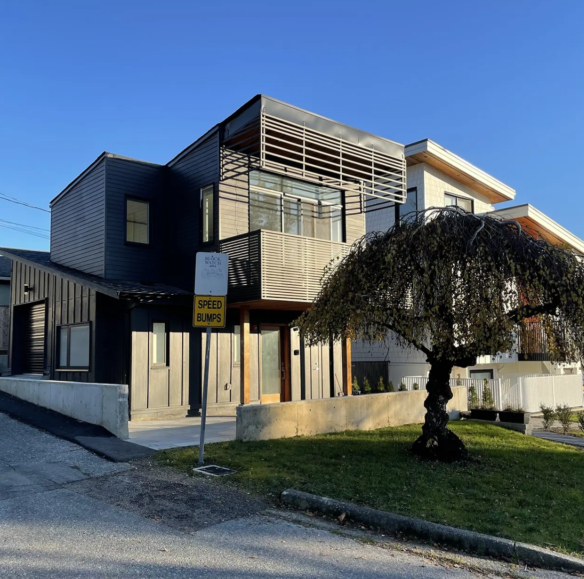 Laneways in Metro Vancouver by Etthem Builders